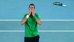 神经科学：解析长期的睡眠剥夺如何降低赌客在凌晨 4 点的判断力。（神经科学：长期睡眠不足如何削弱赌徒在凌晨4点的决策能力）